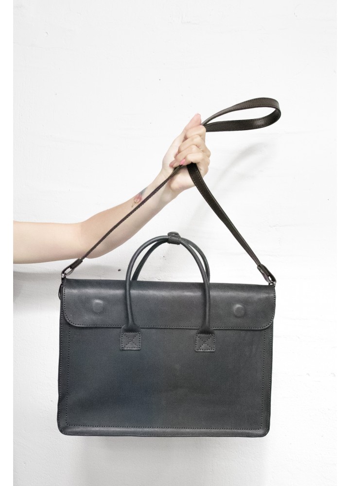 Женская сумка для документов с ручками и плечевым ремнем